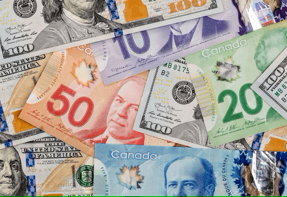Canadian-dollars-img