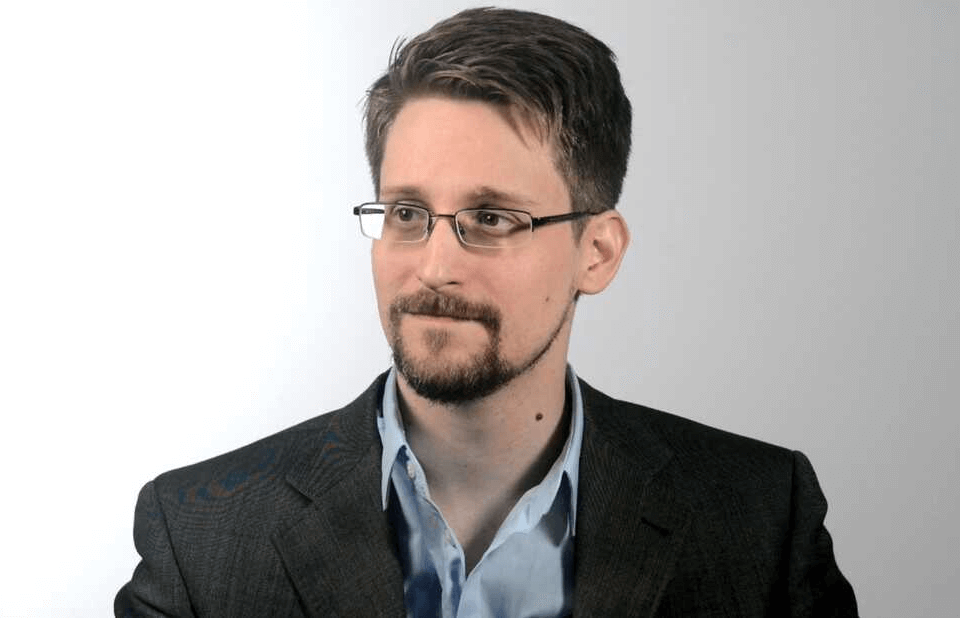 Edward-Snowden-img